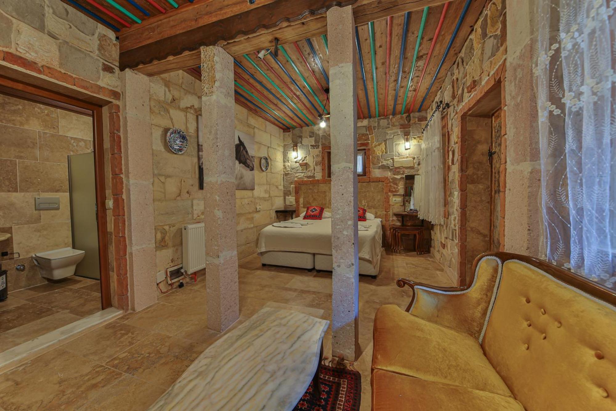 Готель Luwian Stone House Гьореме Номер фото
