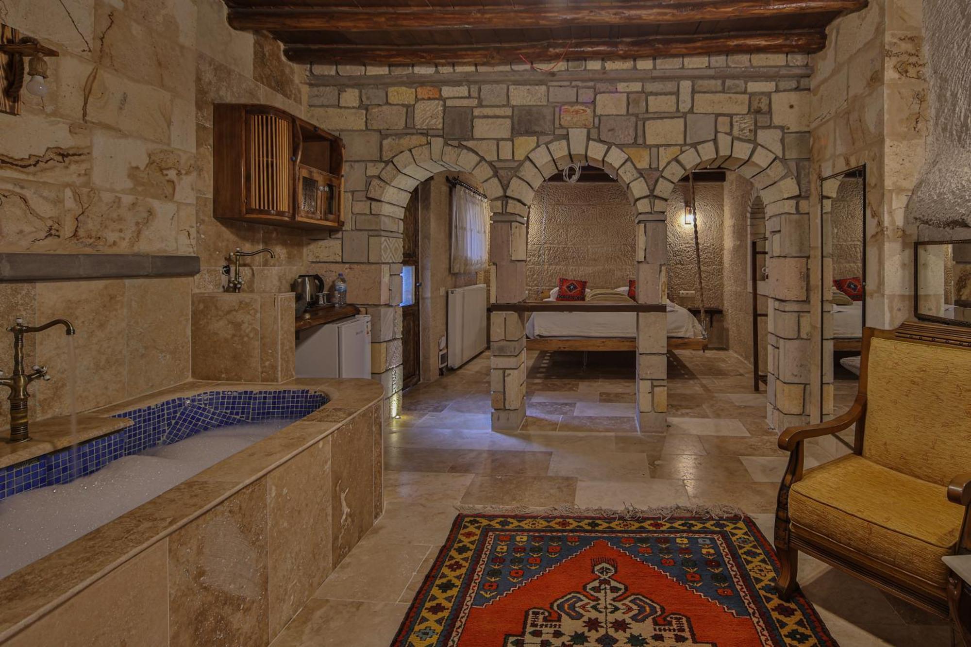 Готель Luwian Stone House Гьореме Екстер'єр фото